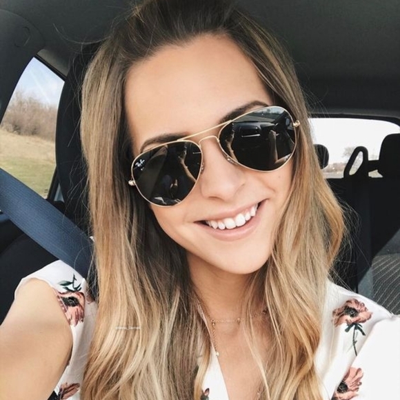 Ray-Ban Aviator Black Lenses Gold Frame RB3025 New - Picture 3 of 15